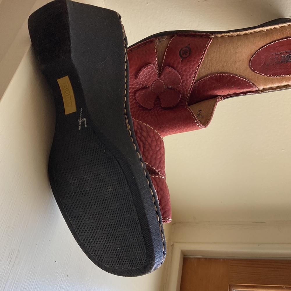 Shoes - Picture 3 of 9